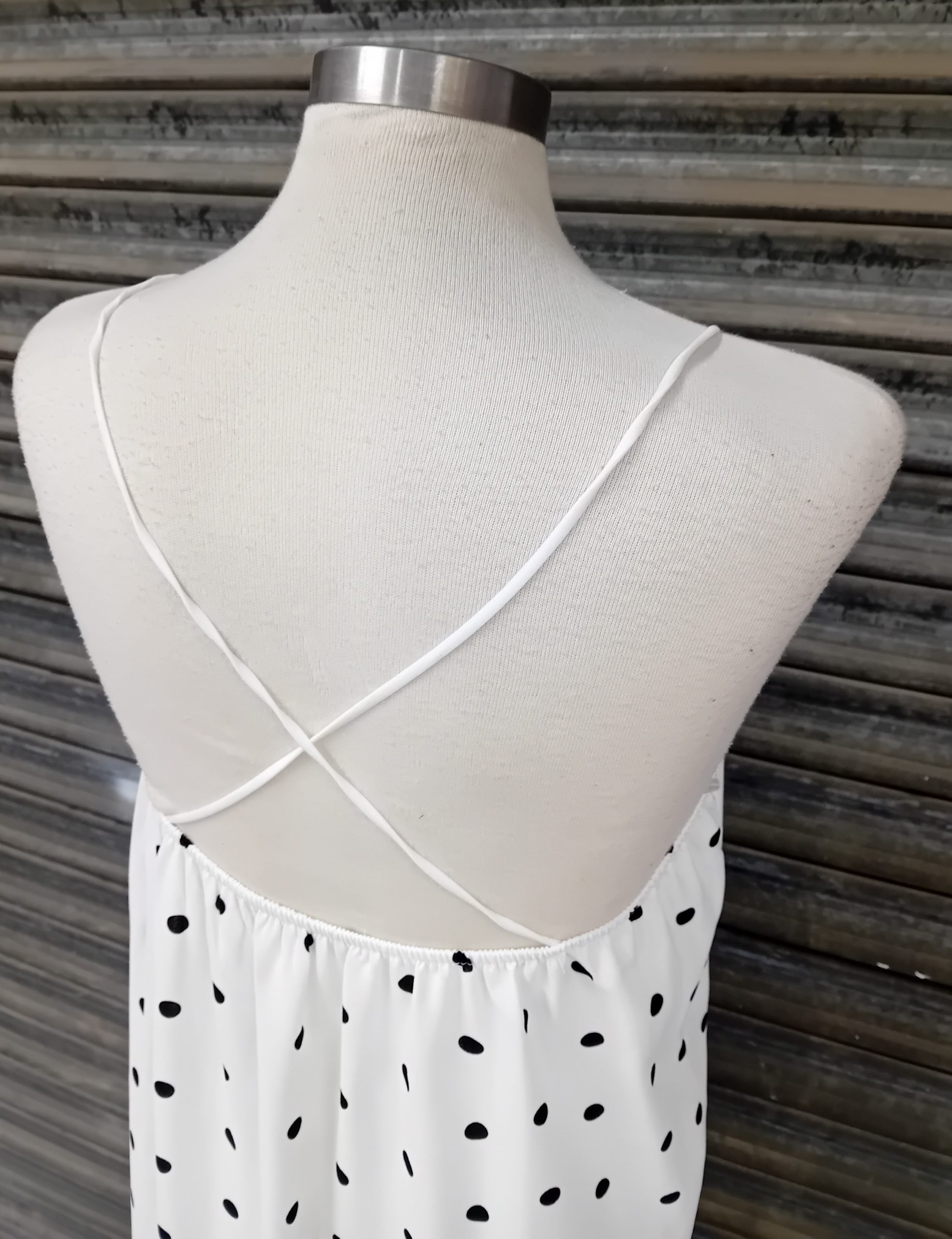 Vestido Lunares Tirante